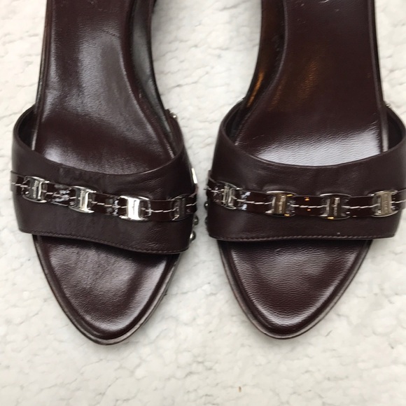 ⭐️Caterina Salvatore Ferragamo slides - Picture 4 of 6